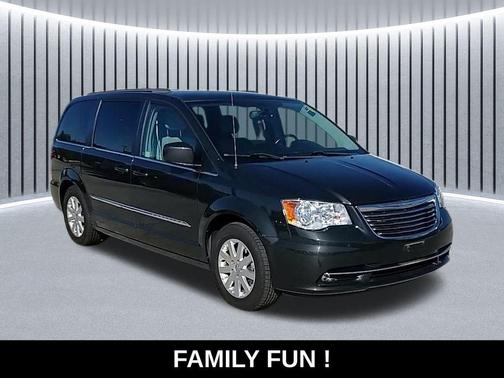 2012 Chrysler Town & Country Touring