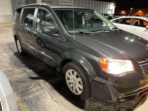 2012 Chrysler Town & Country Touring