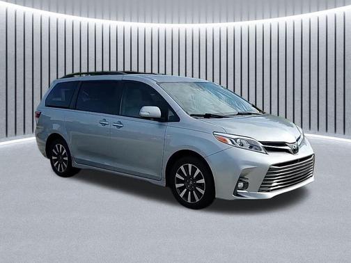 2020 Toyota Sienna Limited Premium