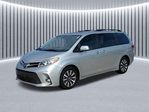 2020 Toyota Sienna Limited Premium
