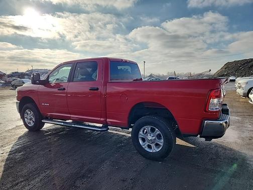 2024 RAM 2500 Big Horn Crew Cab 4x4 6'4' Box
