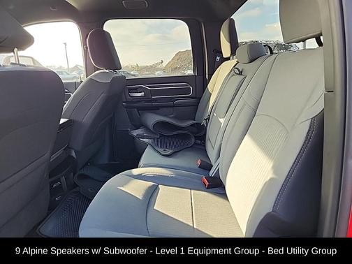 2024 RAM 2500 Big Horn Crew Cab 4x4 6'4' Box