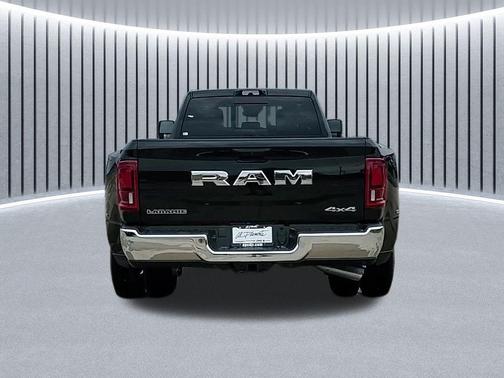 2025 RAM 3500 Laramie Crew Cab 4x4 8' Box