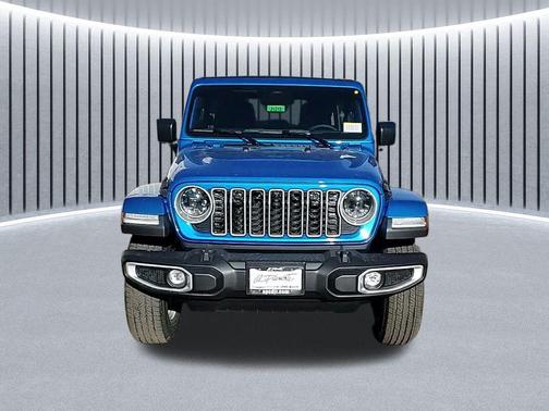2026 Jeep Wrangler 4-Door Sahara 4x4