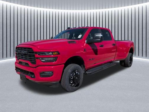 Flame Red Clearcoat 2026 RAM 3500 Big Horn Crew Cab 4x4 8' Box