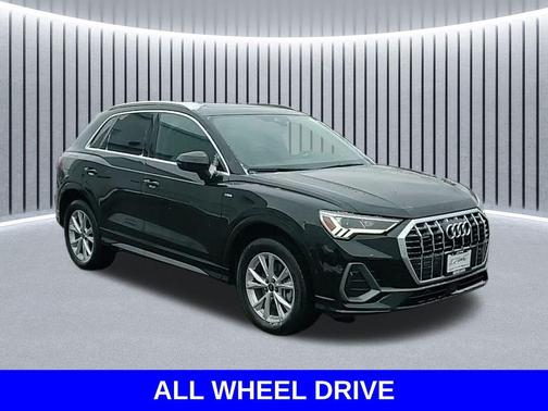 2024 Audi Q3 Premium 45 TFSI S line quattro Tiptronic
