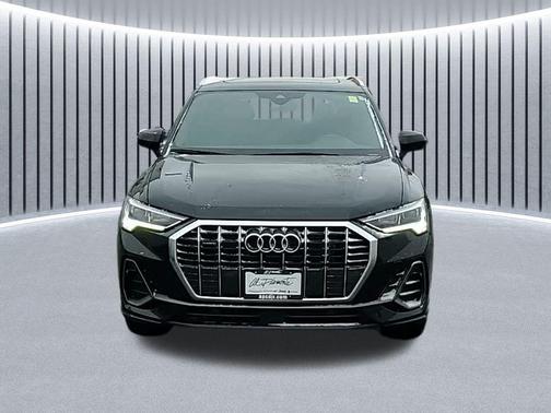 2024 Audi Q3 Premium 45 TFSI S line quattro Tiptronic