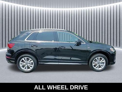 2024 Audi Q3 Premium 45 TFSI S line quattro Tiptronic