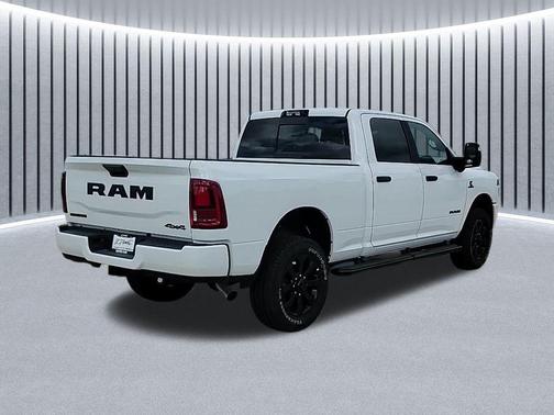 2025 RAM 2500 Big Horn Crew Cab 4x4 6'4' Box