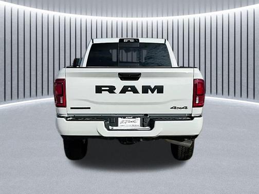 2025 RAM 2500 Big Horn Crew Cab 4x4 6'4' Box
