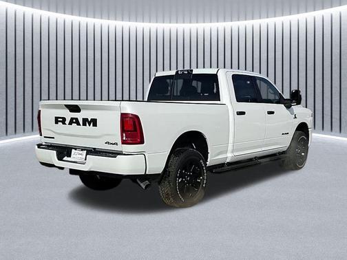 2025 RAM 2500 Big Horn Crew Cab 4x4 6'4' Box