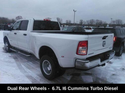 2024 RAM 3500 Big Horn Crew Cab 4x4 8' Box