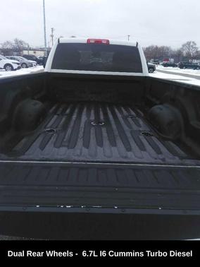2024 RAM 3500 Big Horn Crew Cab 4x4 8' Box