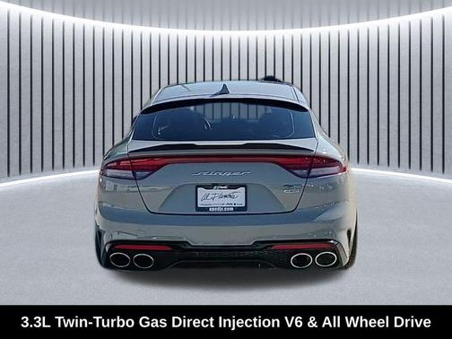 2022 Kia Stinger GT1