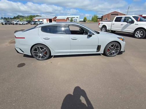 2022 Kia Stinger GT1
