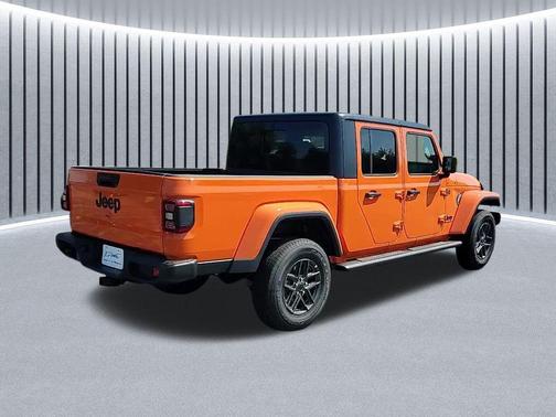 2025 Jeep Gladiator Sport S
