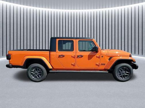 2025 Jeep Gladiator Sport S