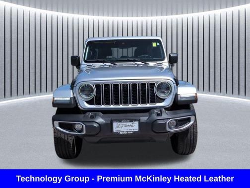 Silver Zynith Clearcoat 2024 Jeep Wrangler 4-Door Sahara