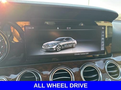 2017 Mercedes-Benz E-Class 4MATIC