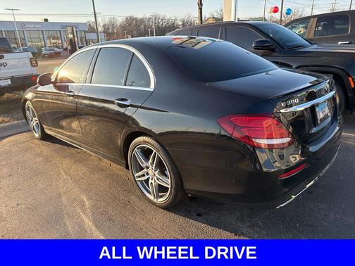 2017 Mercedes-Benz E-Class 4MATIC