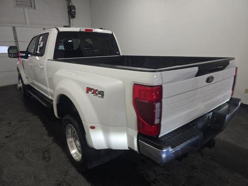 2022 Ford F-450 Lariat