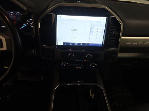 2022 Ford F-450 Lariat