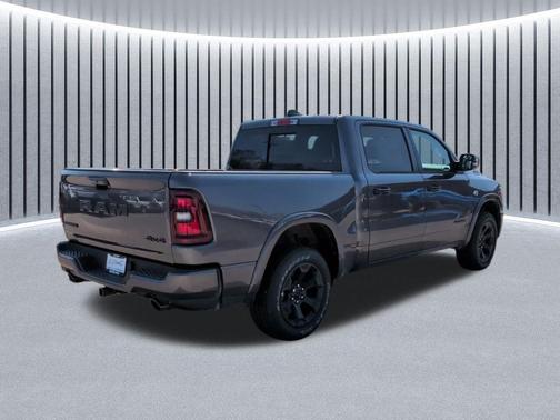 Granite Crystal Metallic Clearcoat 2026 RAM 1500 Big Horn/Lone Star