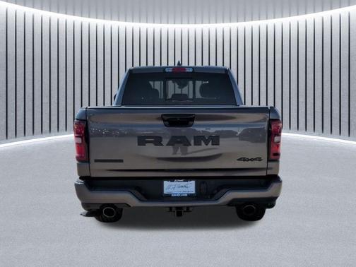 Granite Crystal Metallic Clearcoat 2026 RAM 1500 Big Horn/Lone Star