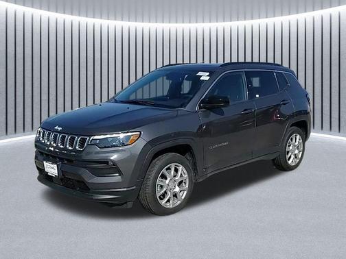 2024 Jeep Compass Latitude Lux