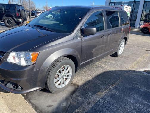 2020 Dodge Grand Caravan SE