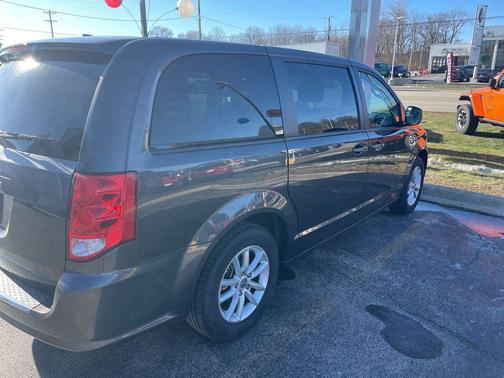 2020 Dodge Grand Caravan SE