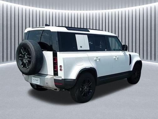2024 Land Rover Defender 110 P300