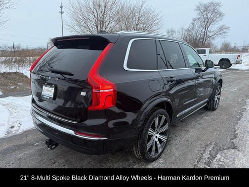 2024 Volvo XC90 Recharge Plug-In Hybrid T8 Plus Bright Theme 7-Seater