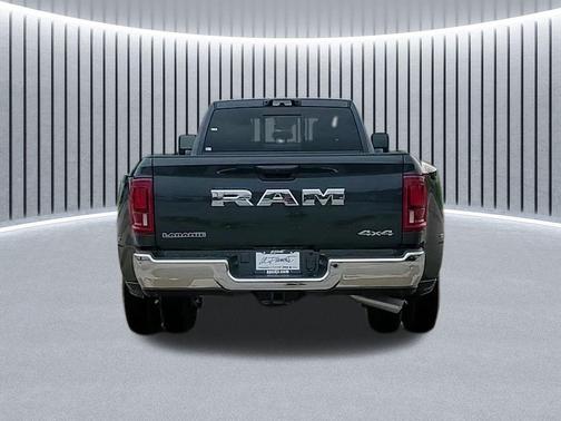 2025 RAM 3500 Laramie Crew Cab 4x4 8' Box