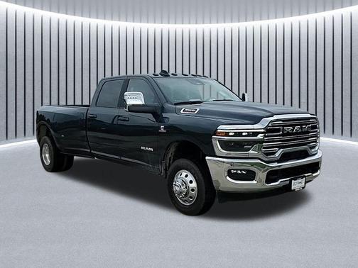 2025 RAM 3500 Laramie Crew Cab 4x4 8' Box