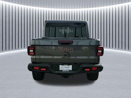 Crystal Metallic 2026 Jeep Gladiator Mojave X 4x4