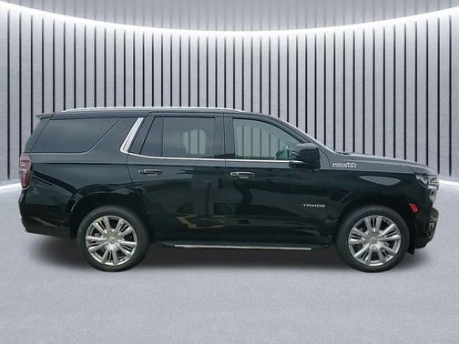 2022 Chevrolet Tahoe 4WD High Country