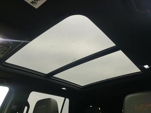 2022 Chevrolet Tahoe 4WD High Country