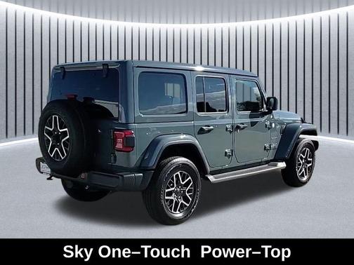 2024 Jeep Wrangler 4-Door Sahara 4x4