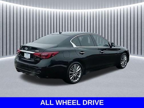 Black Obsidian 2024 INFINITI Q50 3.0t LUXE