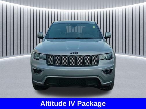 2017 Jeep Grand Cherokee Altitude