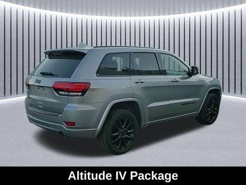 2017 Jeep Grand Cherokee Altitude