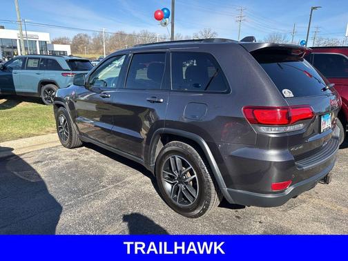Granite Crystal Metallic Clearcoat 2021 Jeep Grand Cherokee Trailhawk