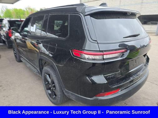 Diamond Black Crystal Pearlcoat 2024 Jeep Grand Cherokee L Limited