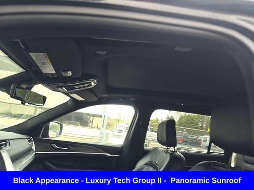 Diamond Black Crystal Pearlcoat 2024 Jeep Grand Cherokee L Limited