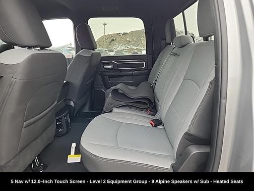 2024 RAM 2500 Big Horn Crew Cab 4x4 6'4' Box