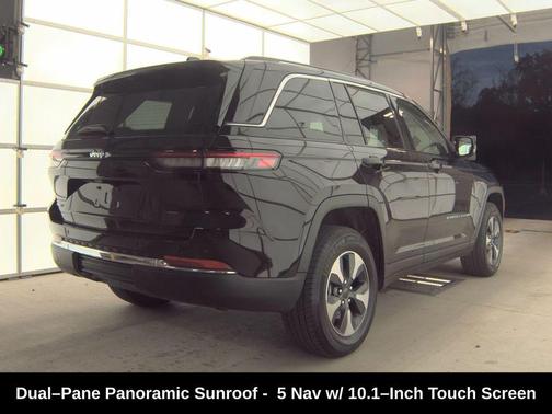 2022 Jeep Grand Cherokee 4xe Base