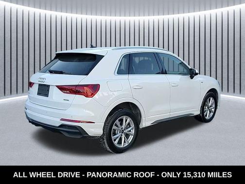 2025 Audi Q3 Premium 45 TFSI S line quattro Tiptronic