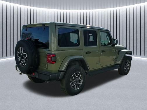 2026 Jeep Wrangler 4-Door Sahara 4x4