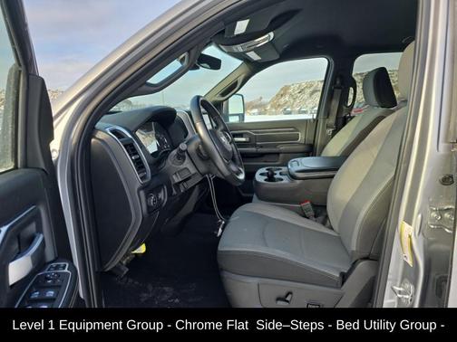 2024 RAM 2500 Big Horn Crew Cab 4x4 6'4' Box